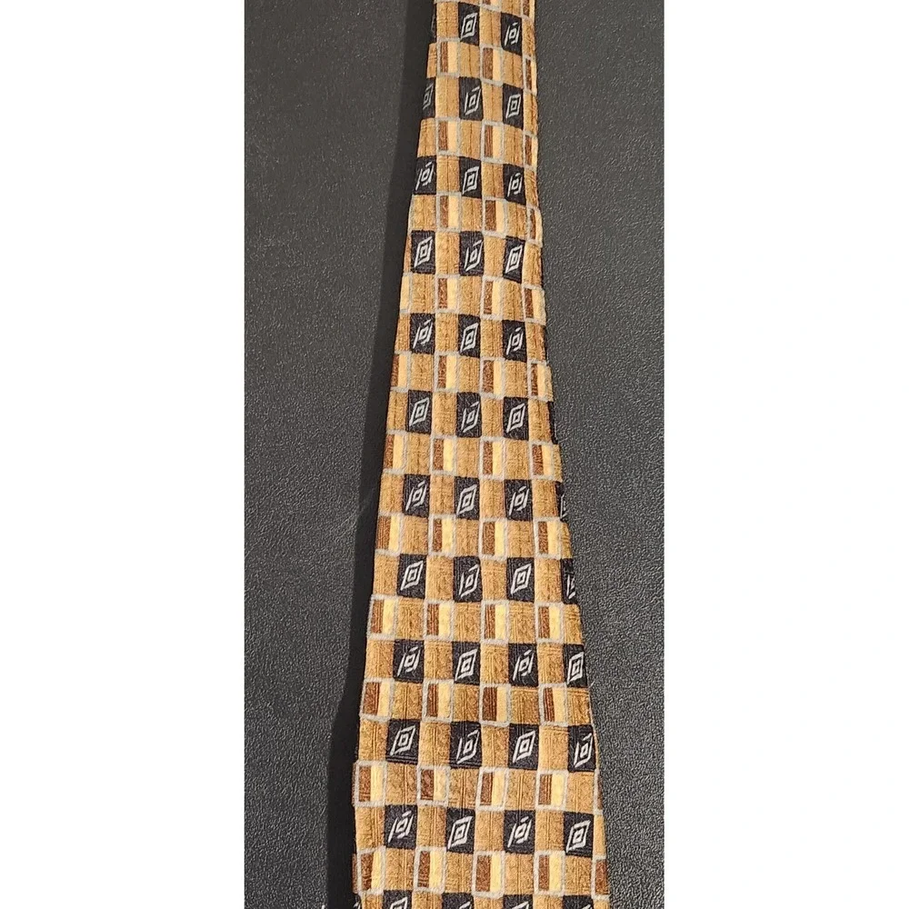 BACI Made in Italy Tie Geometric Gold Black 62